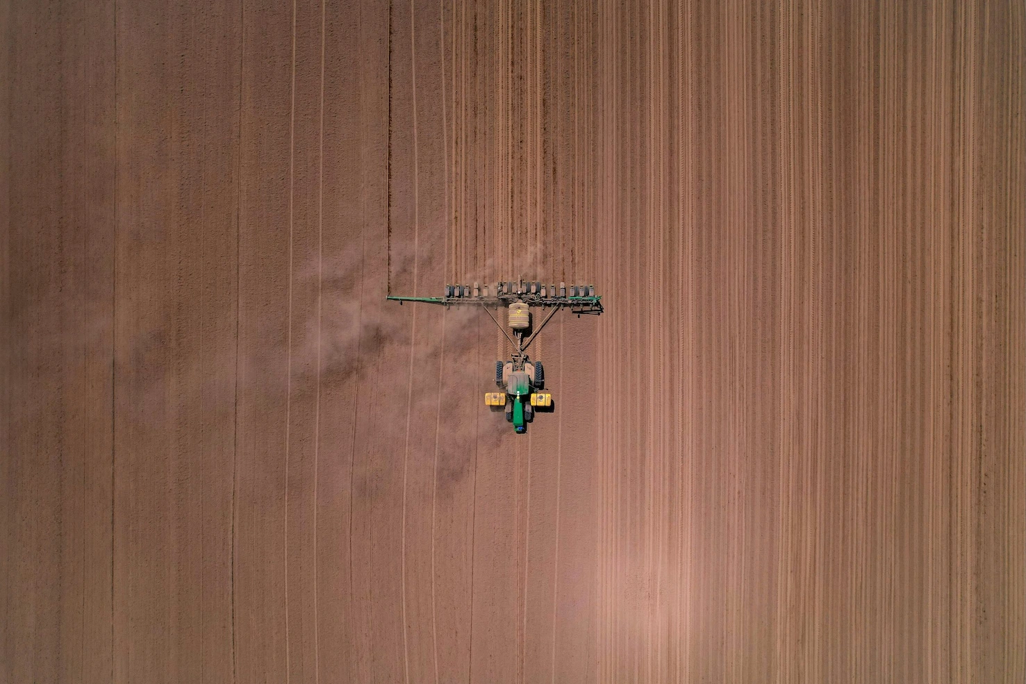 Fertilizer Storage and Handling: Best Practices for Buyers and Sellers